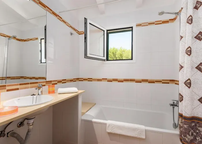 Eulalia Dos Villa Arenal d'en Castell