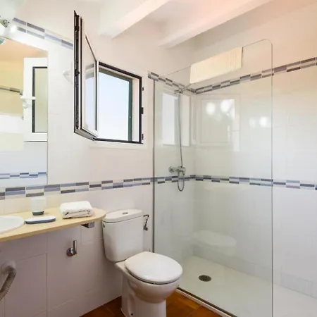 Eulalia Dos 빌라 *