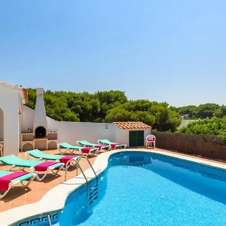 빌라 Eulalia Dos *